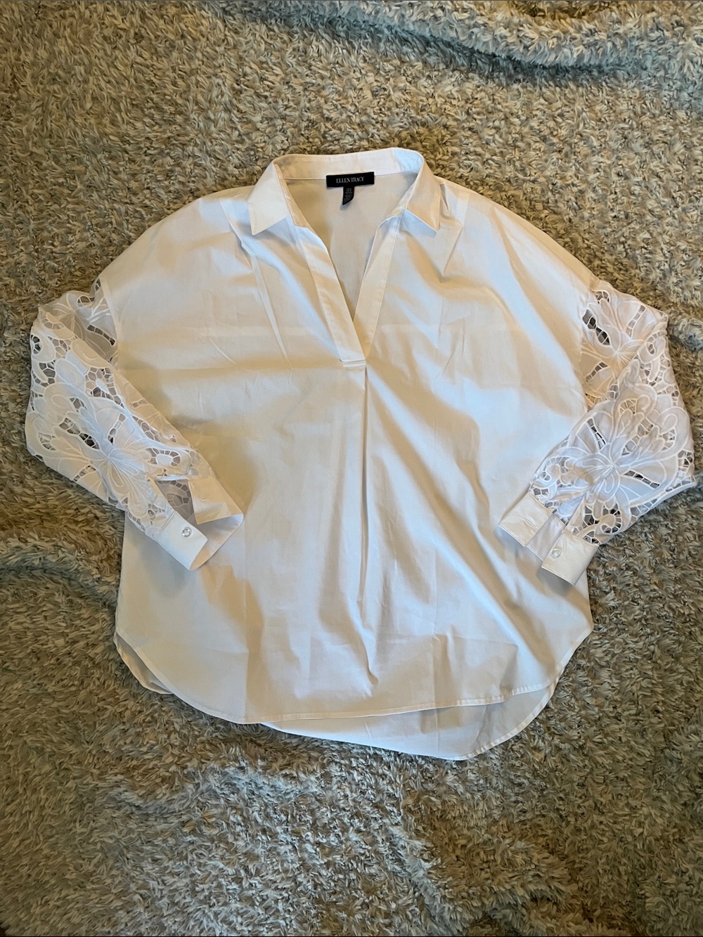 Ellen Tracy White Blouse with Lace Sleeve Insets